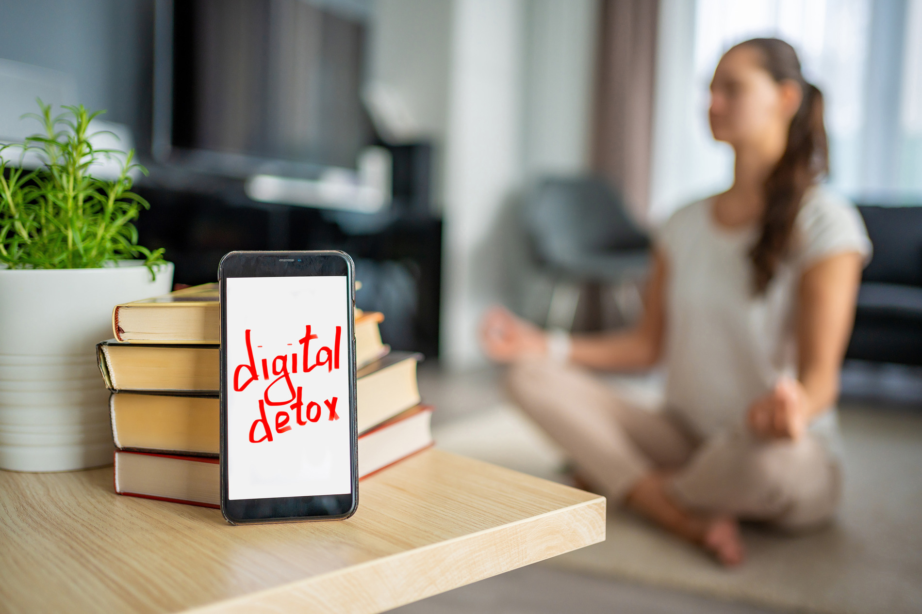 How To Do a Digital Detox Without Losing Your Mind?