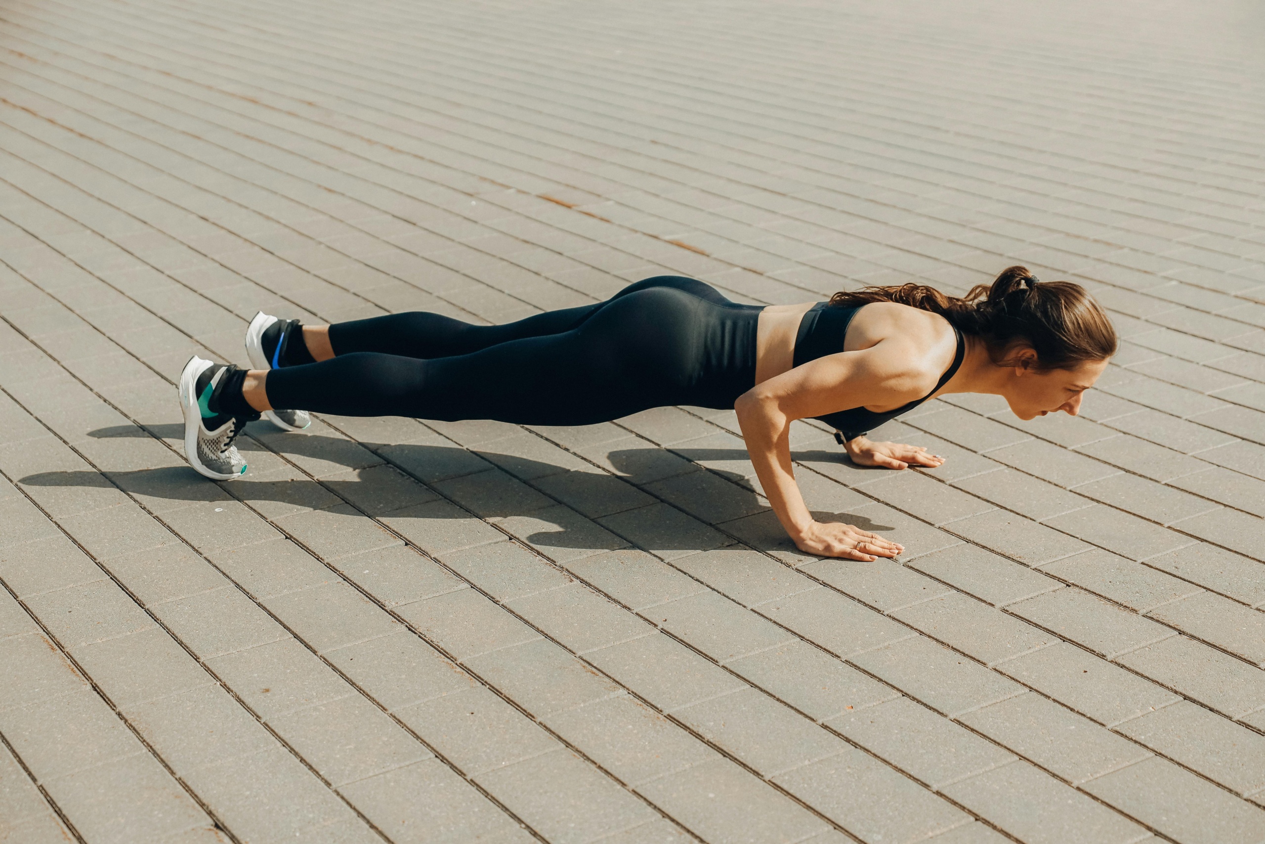 Wall Sits, Planks
