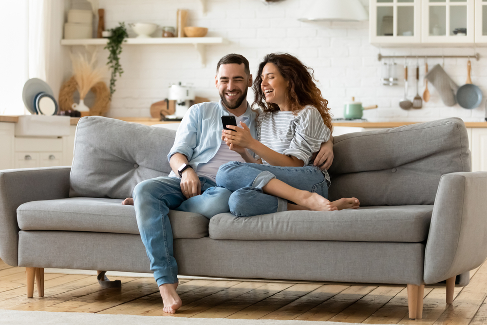 Set a 10-Minute “Feel-Good Content” Timer