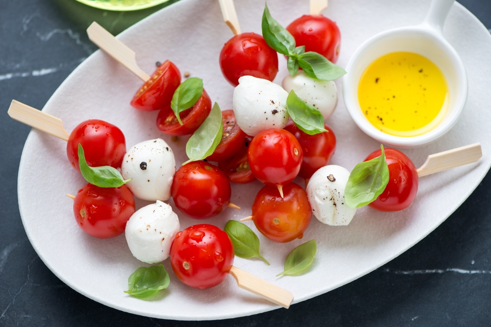 Cherry Tomatoes with Mozzarella Ball