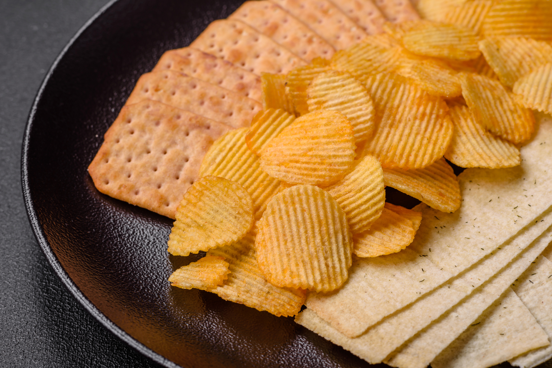 Seasoned potato chips