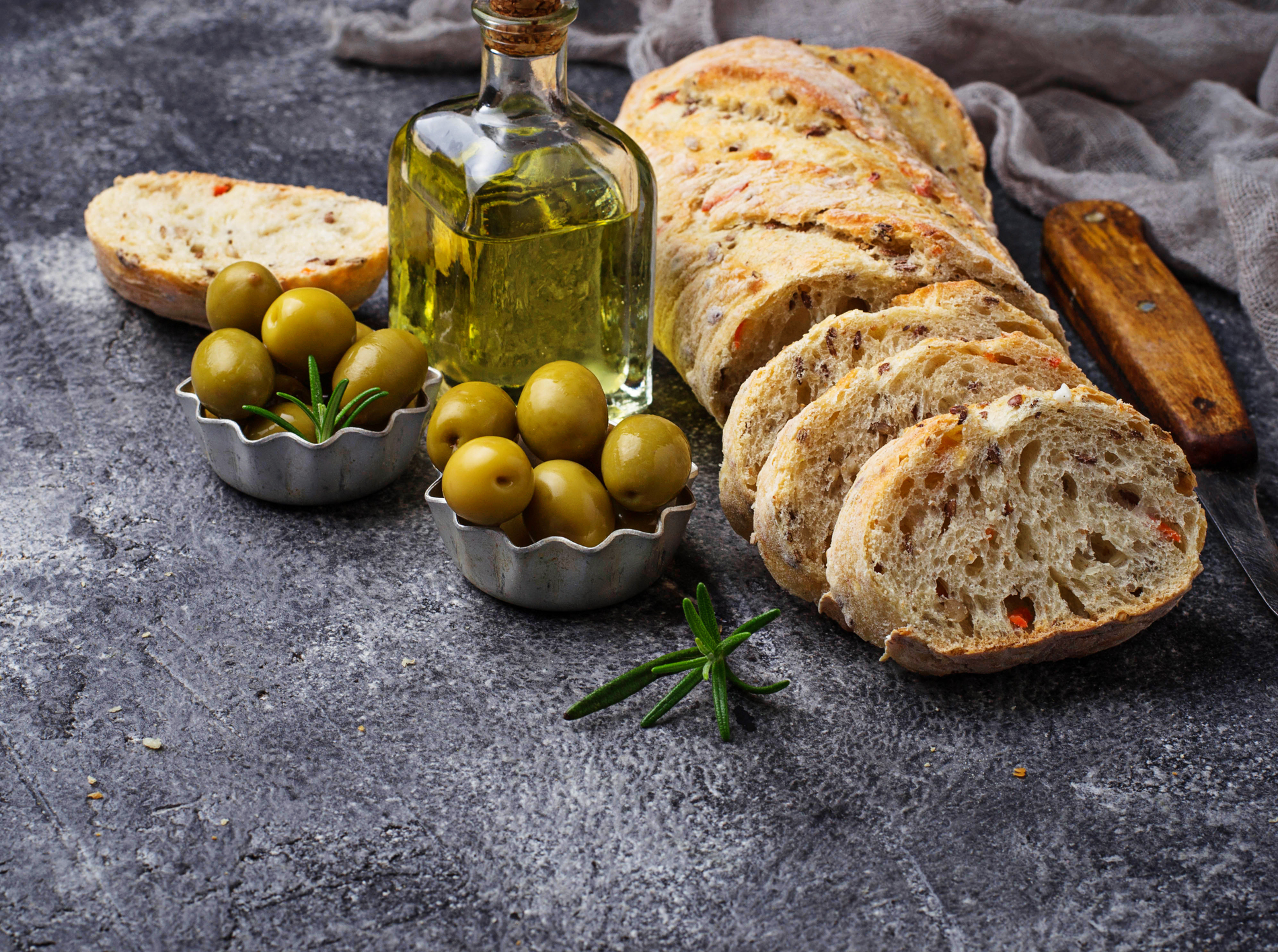 Olive Oil: A Mediterranean Heart Hero
