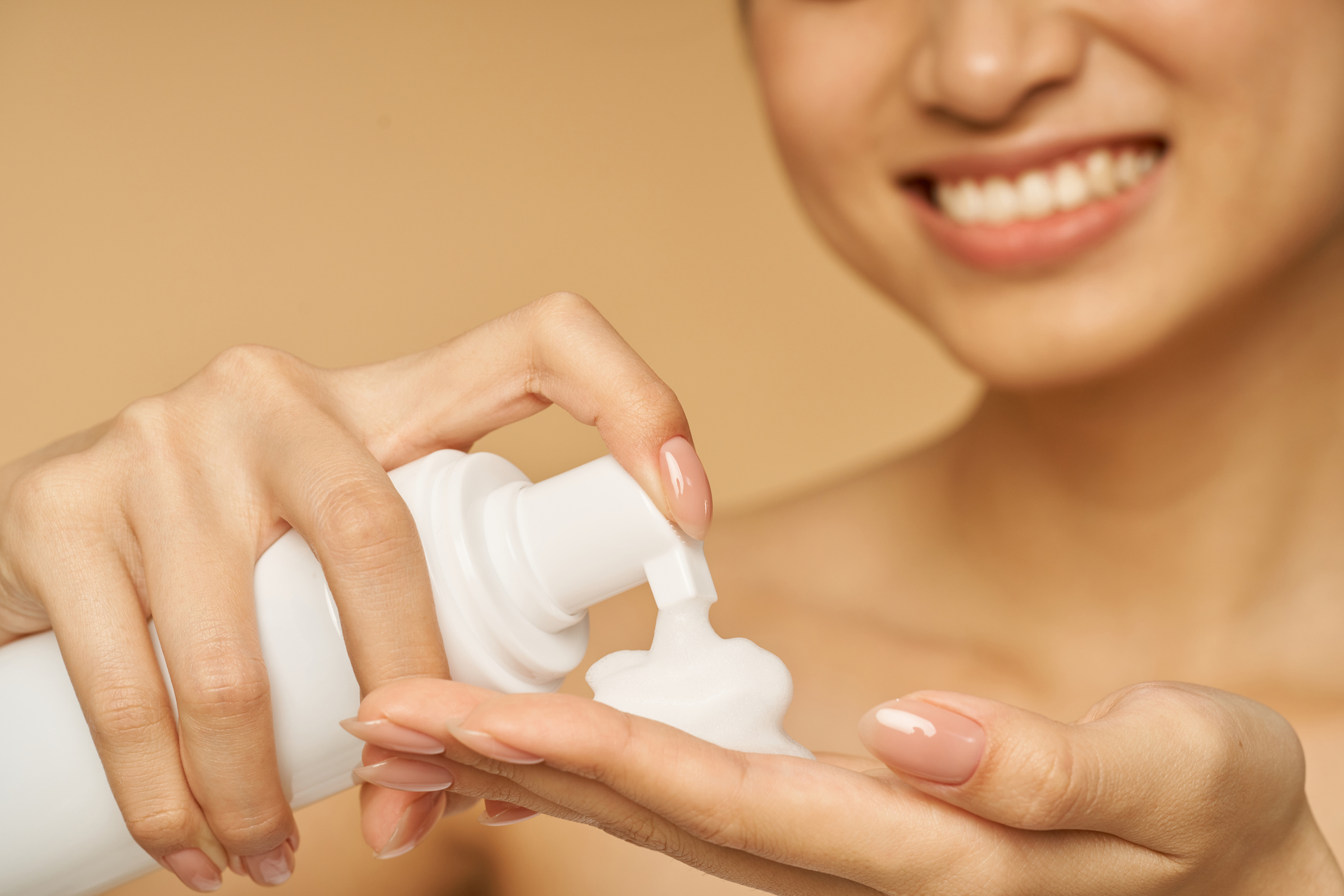 Foaming cleanser