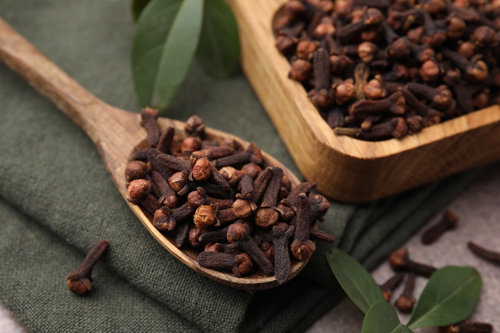 Cloves