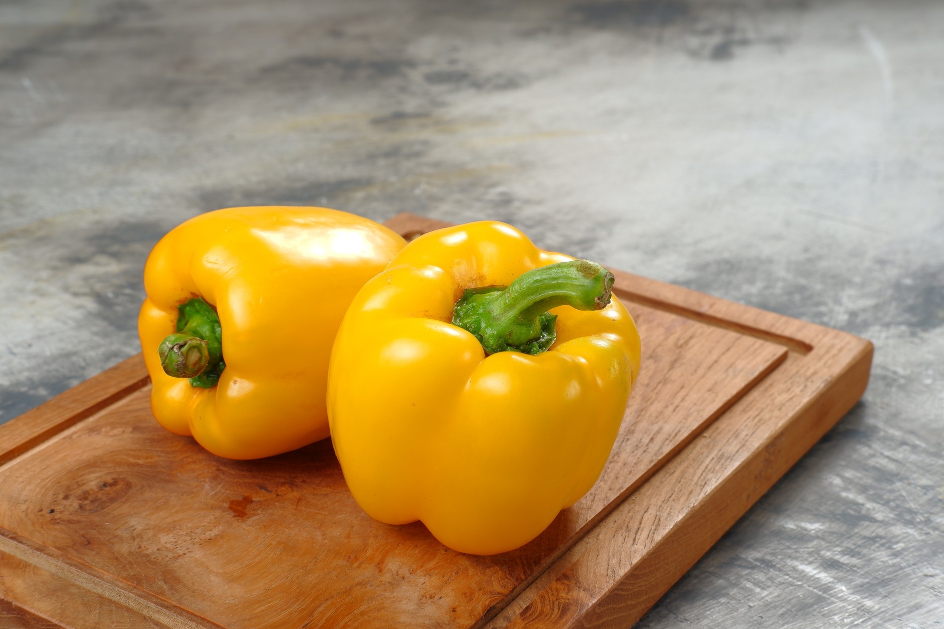 Fresh yellow bell pepper