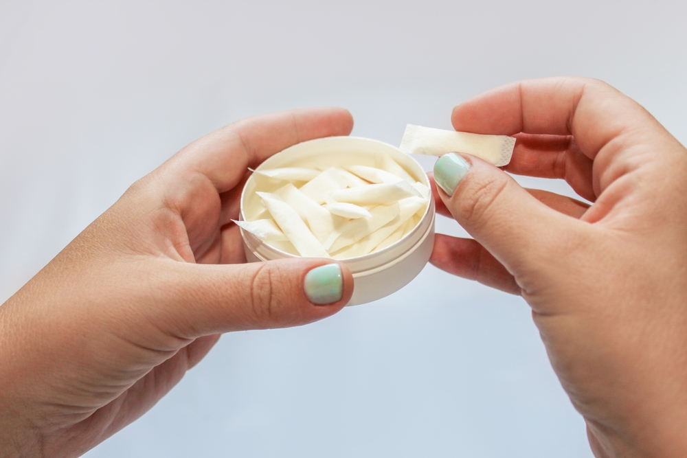 10 Hidden Hazards of Caffeine Pouches Popular Among Teens