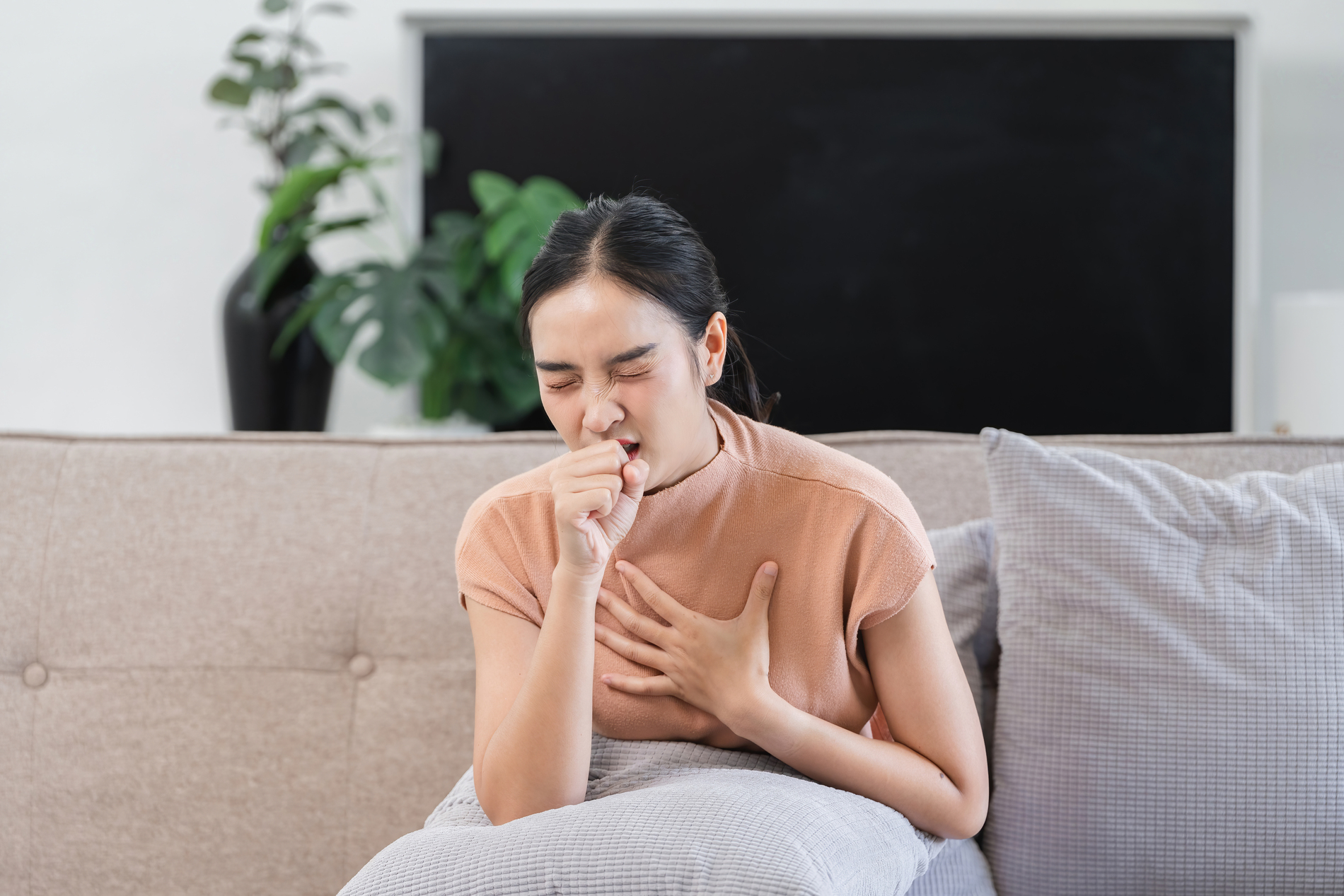 What Causes a Dry Cough?
