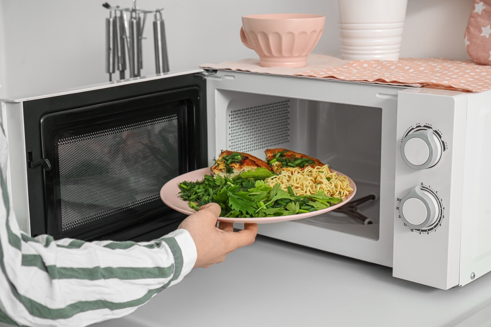 The Truth About Microwaves - Are They Really Dangerous or Just Misunderstood?