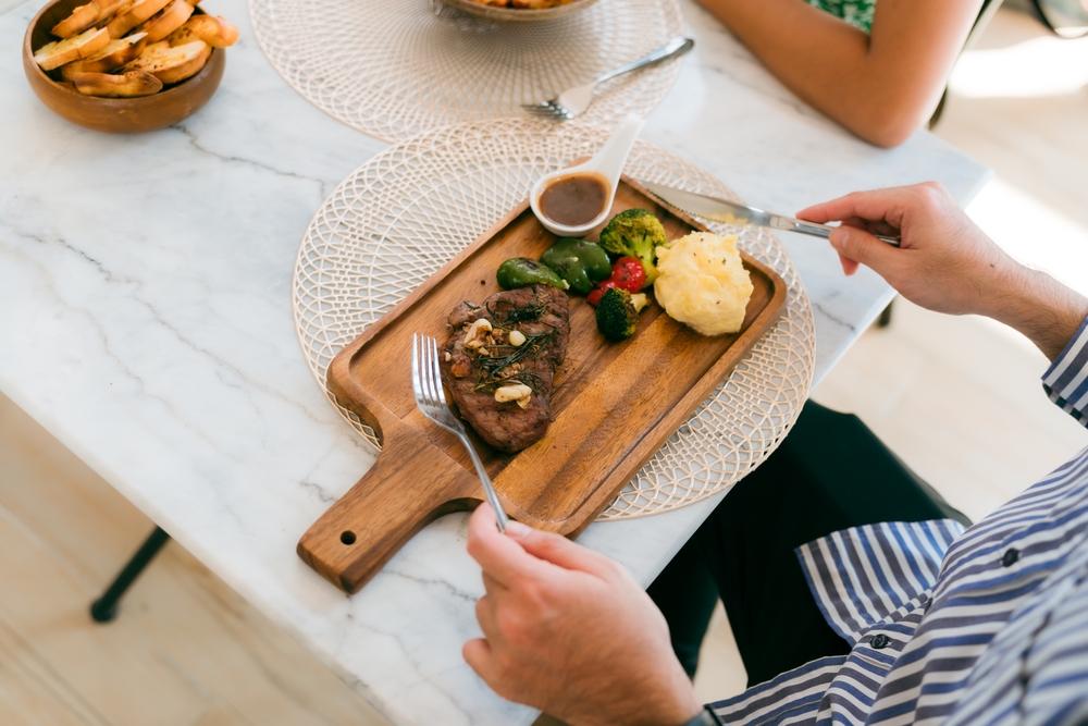 Make Time to Sit and Eat