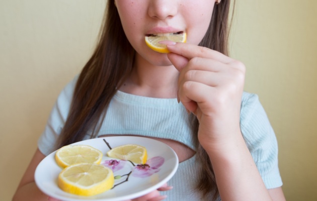 Is Eating Too Many Lemons Harmful for Your Health?
