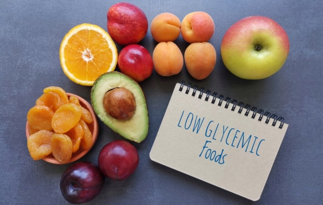 13 Low-Glycemic Fruits That Won’t Cause a Mid-Afternoon Sugar Crash